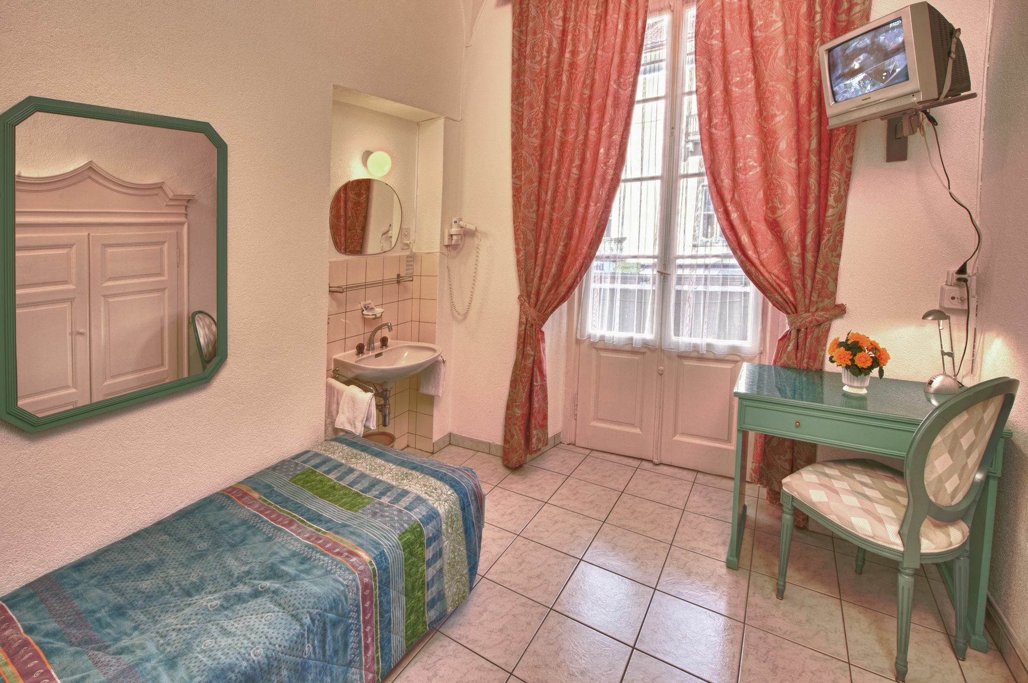 Easyrooms Dell'angelo Locarno
